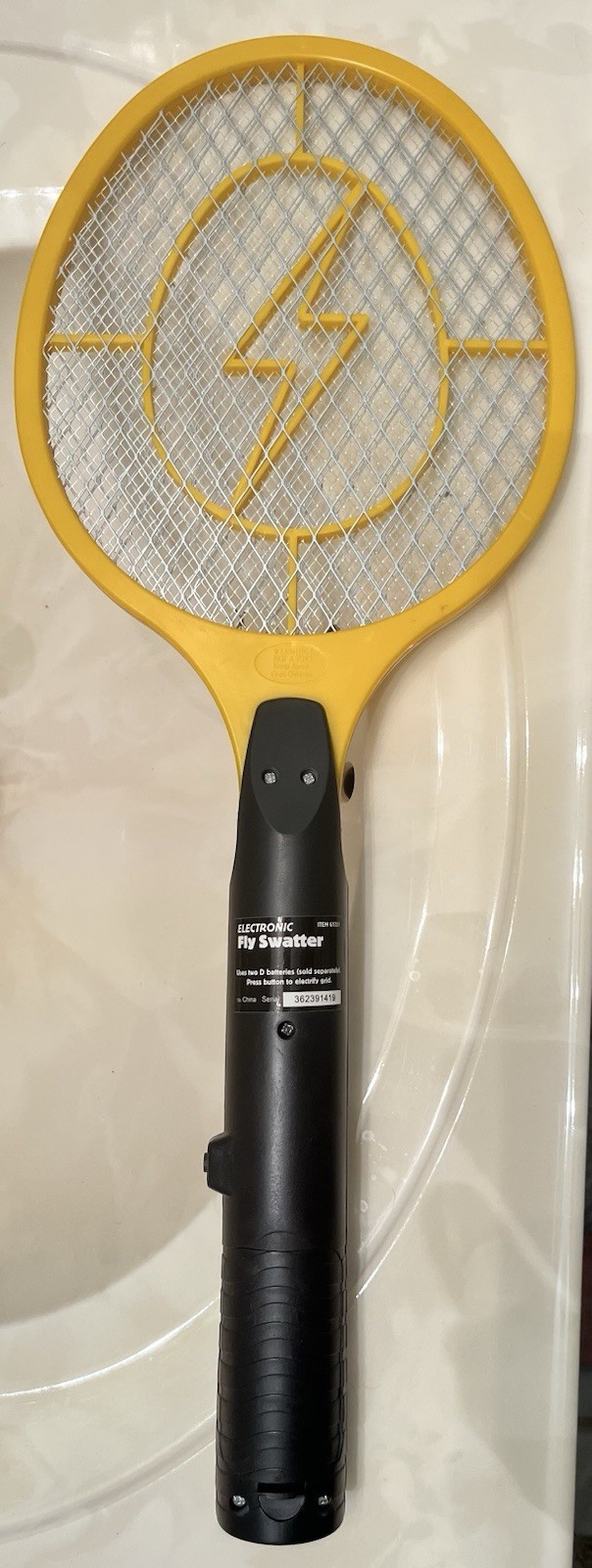 ZAP IT ⚡️BATTERY POWERED BUG ZAPPER YELLOW 4K VOLTS