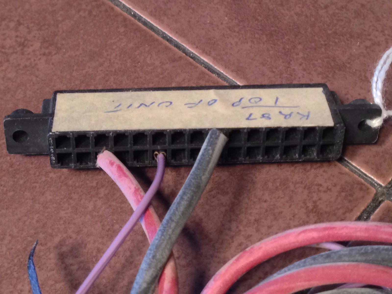 King KR-87 Connector with wires