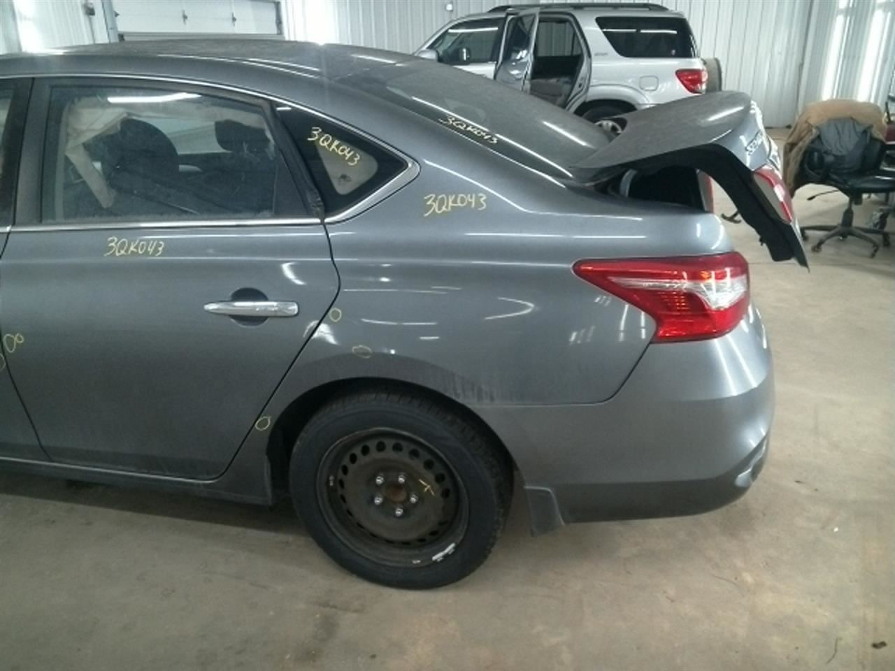 Passenger Right Front Spindle/Knuckle Fits 11-25 LEAF 104727338