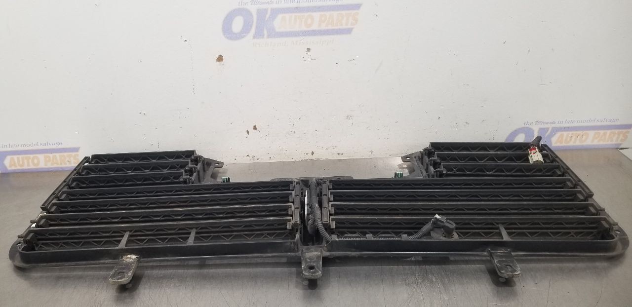 18 CHEVY SILVERADO 1500 5.3L AIR SHUTTER ASSEMBLY