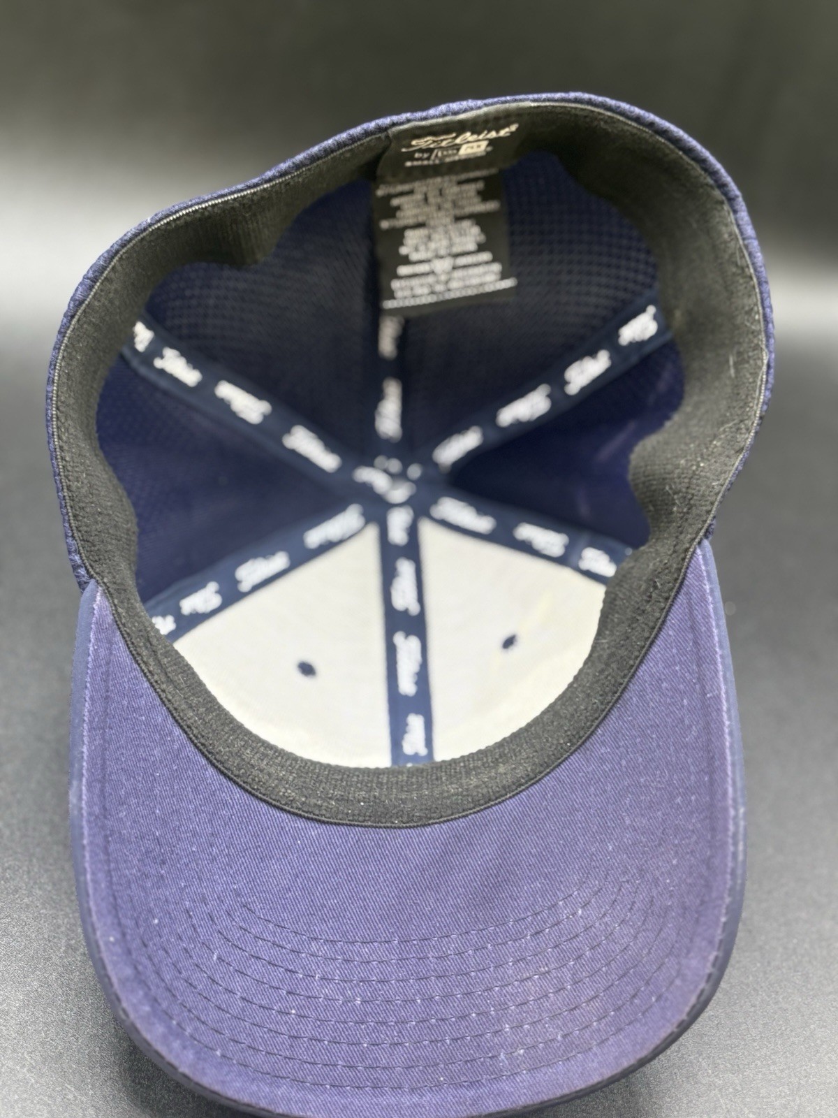 titleist footjoy pro v1 hat Sz Small- Medium