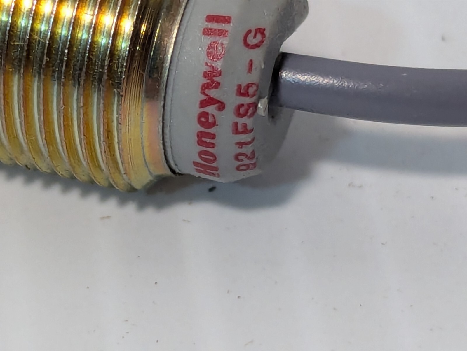 NEW Honeywell 921FS5-G Microswitch Proximity Sensor - Free Shipping
