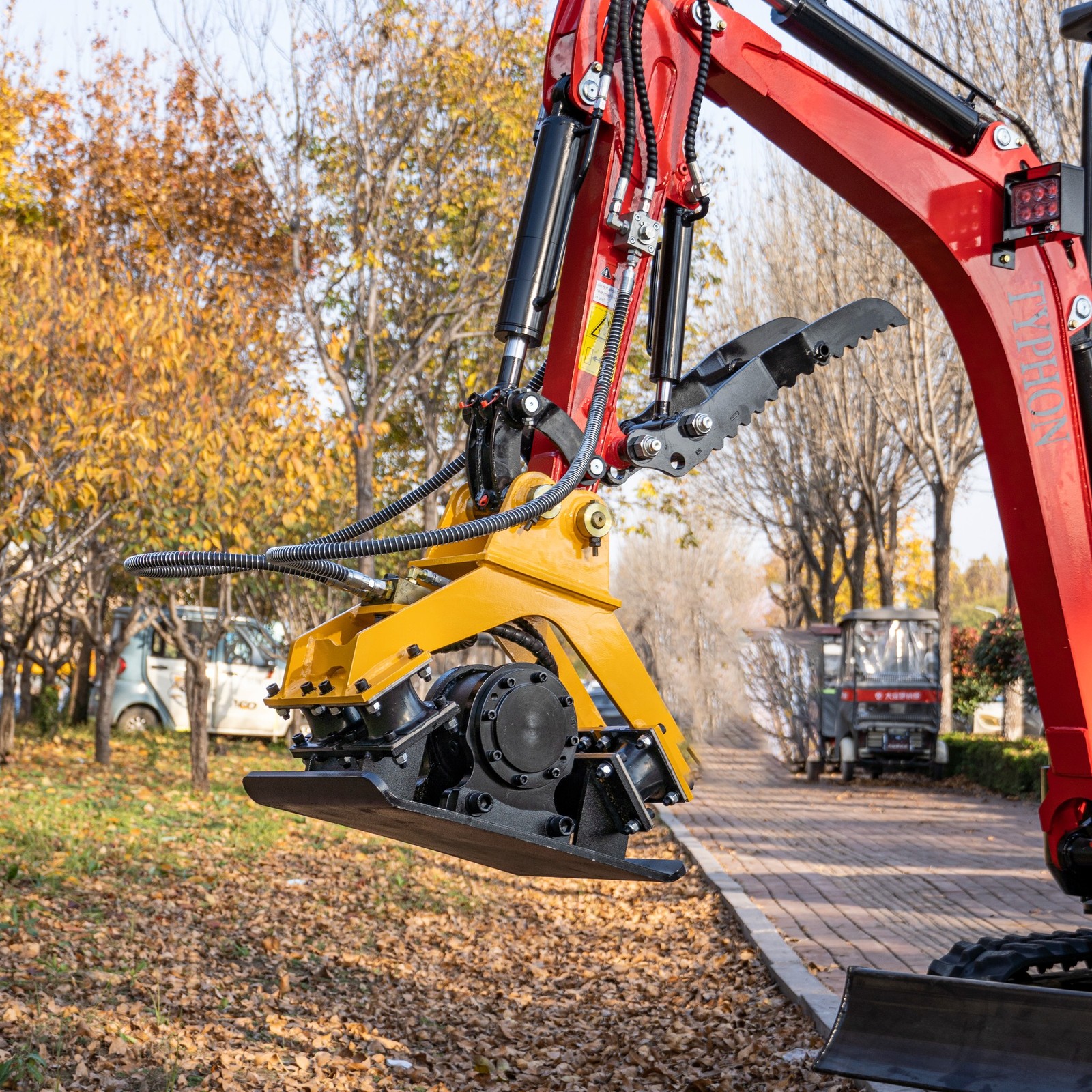 Heavy Duty Hydraulic Compactor Attachment Ft With 1-2 Ton TYPHON Mini Excavators