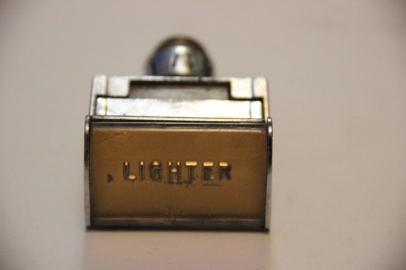 1949 Lincoln Dash Cigar Cigarette Lighter