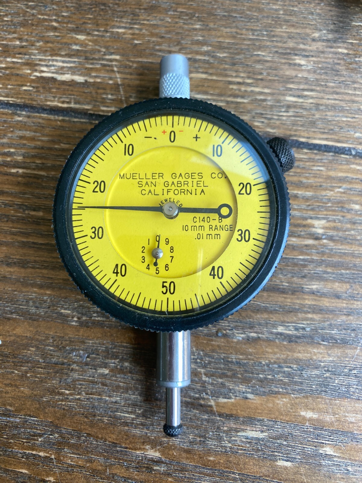 Mueller Gages Co. Dial Indicator - No C140-B 10mm .01mm Range - NICE