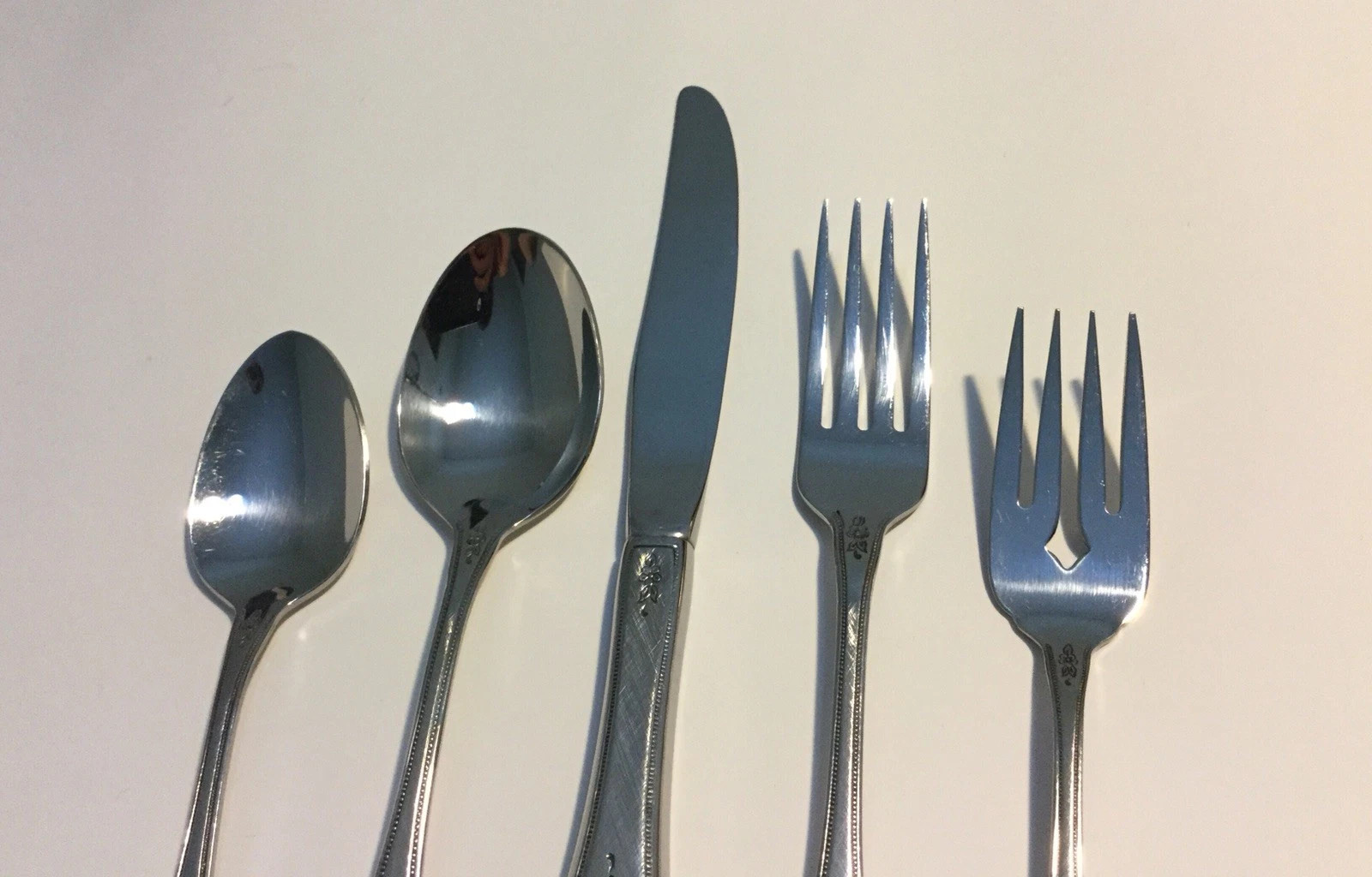 * ONEIDA - MORNING BLOSSOM - PROFILE - YOUR CHOICE - STAINLESS FLATWARE * EUC