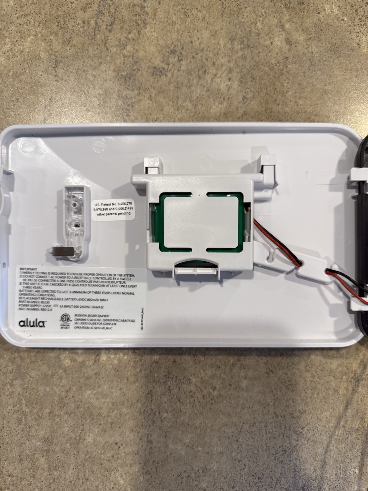 Resolution (Alula) RE524X Universal Wireless to Wireless Translator/Repeater