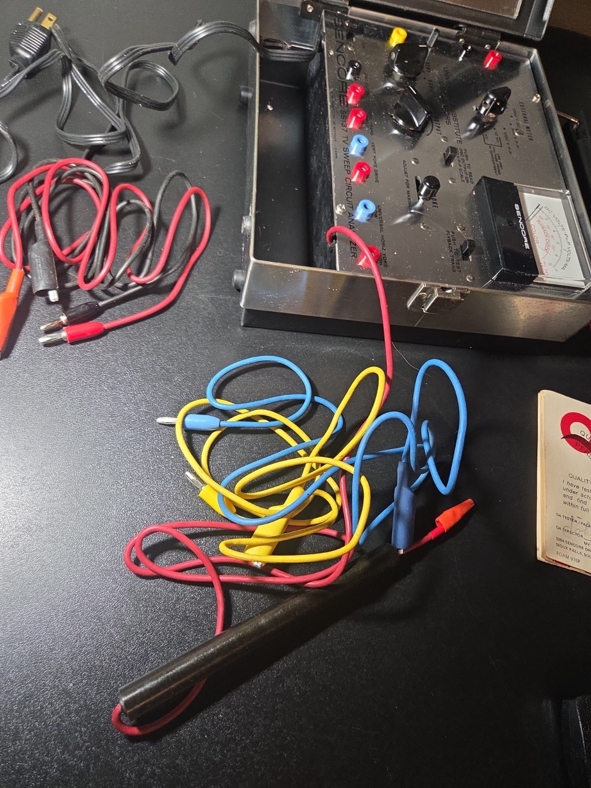 Sencore SS137 Sweep Circuit Analyzer - Power On - Untested