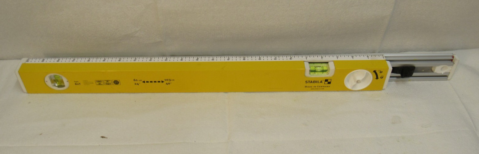 Stabila 29441 24" - 40" Type 80 T Extendable Spirit Level Tool - Made In Germany