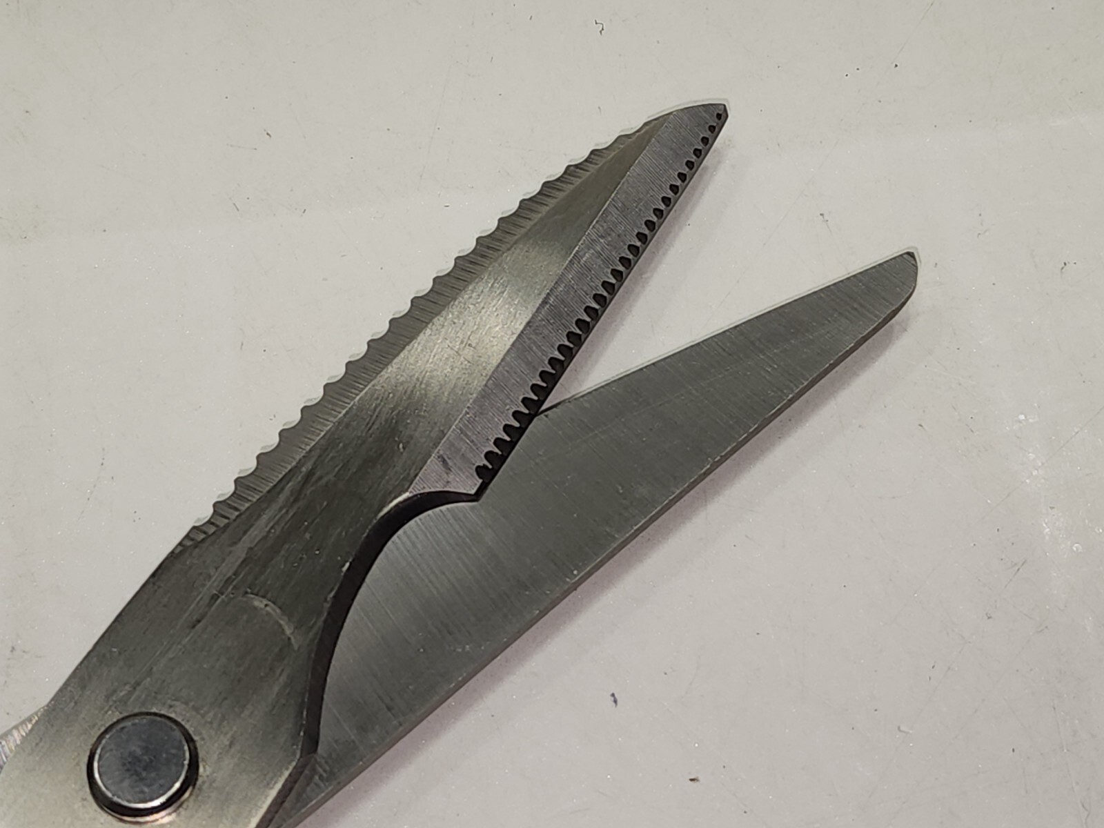 Schmidt Bros MultiFunctional Kitchen Shears Scissors w/ Can Opener End & Cover