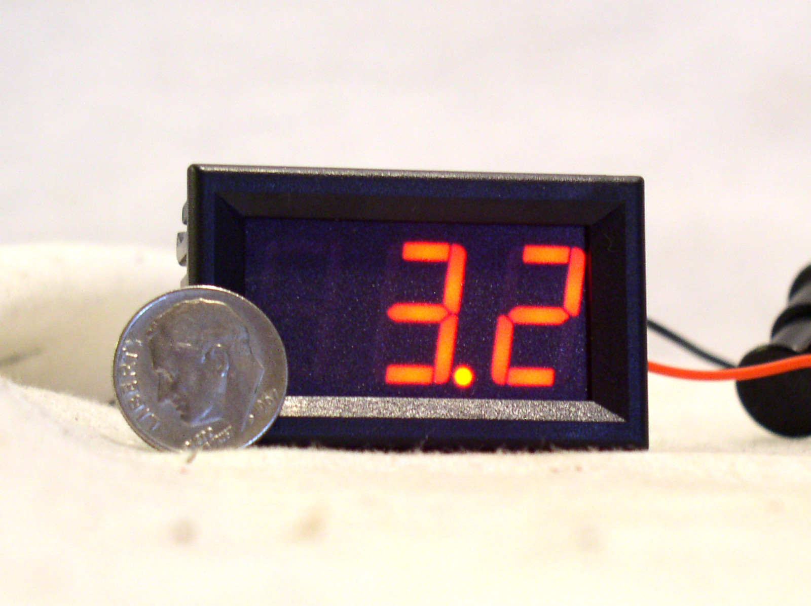 RED LED 3 DIGIT 2 WIRE AUTOMOTIVE VOLTMETER 3-30V CAR RV DC VOLT PANEL METER USA