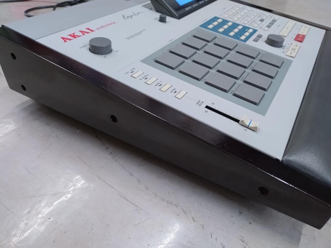 AKAI MPC60 MK1 EU Vintage Sampler Drum Machine Overhauled