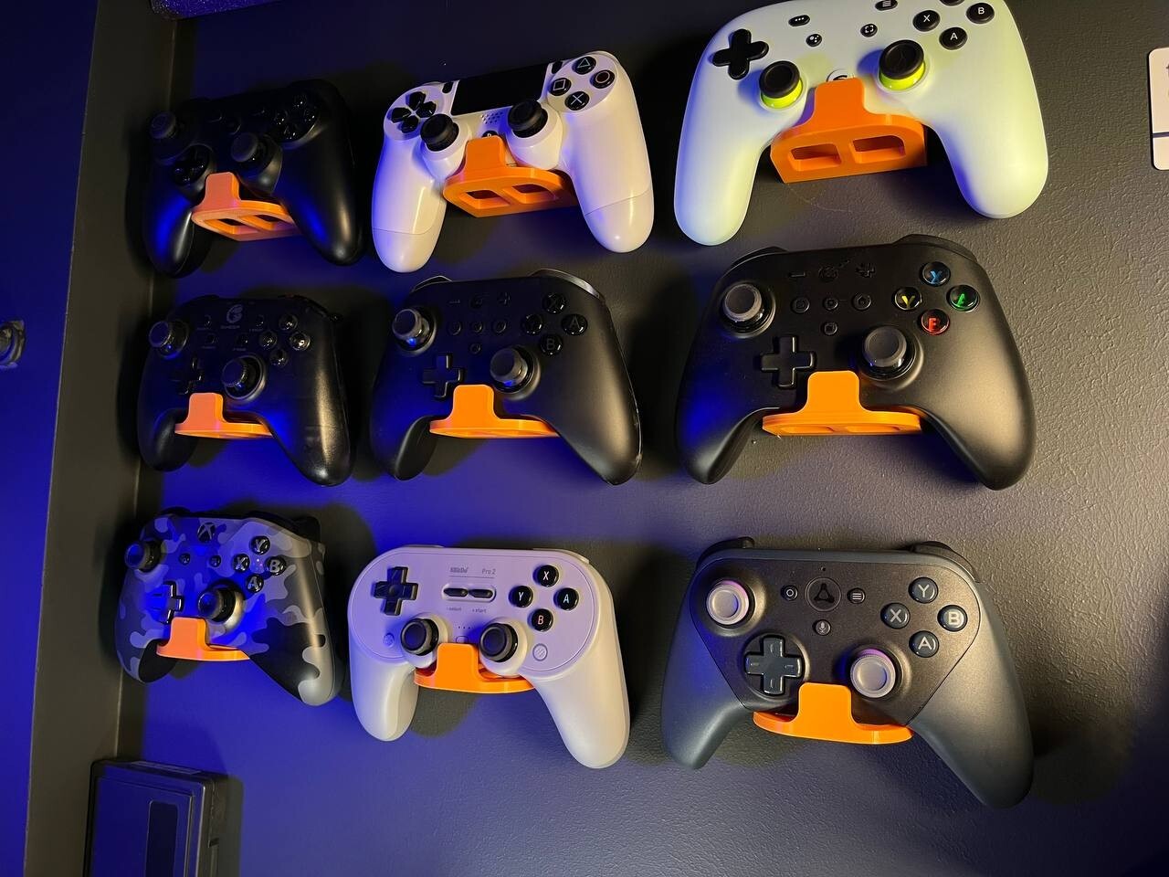Universal Video Game Controller Holder Wall Mount Display