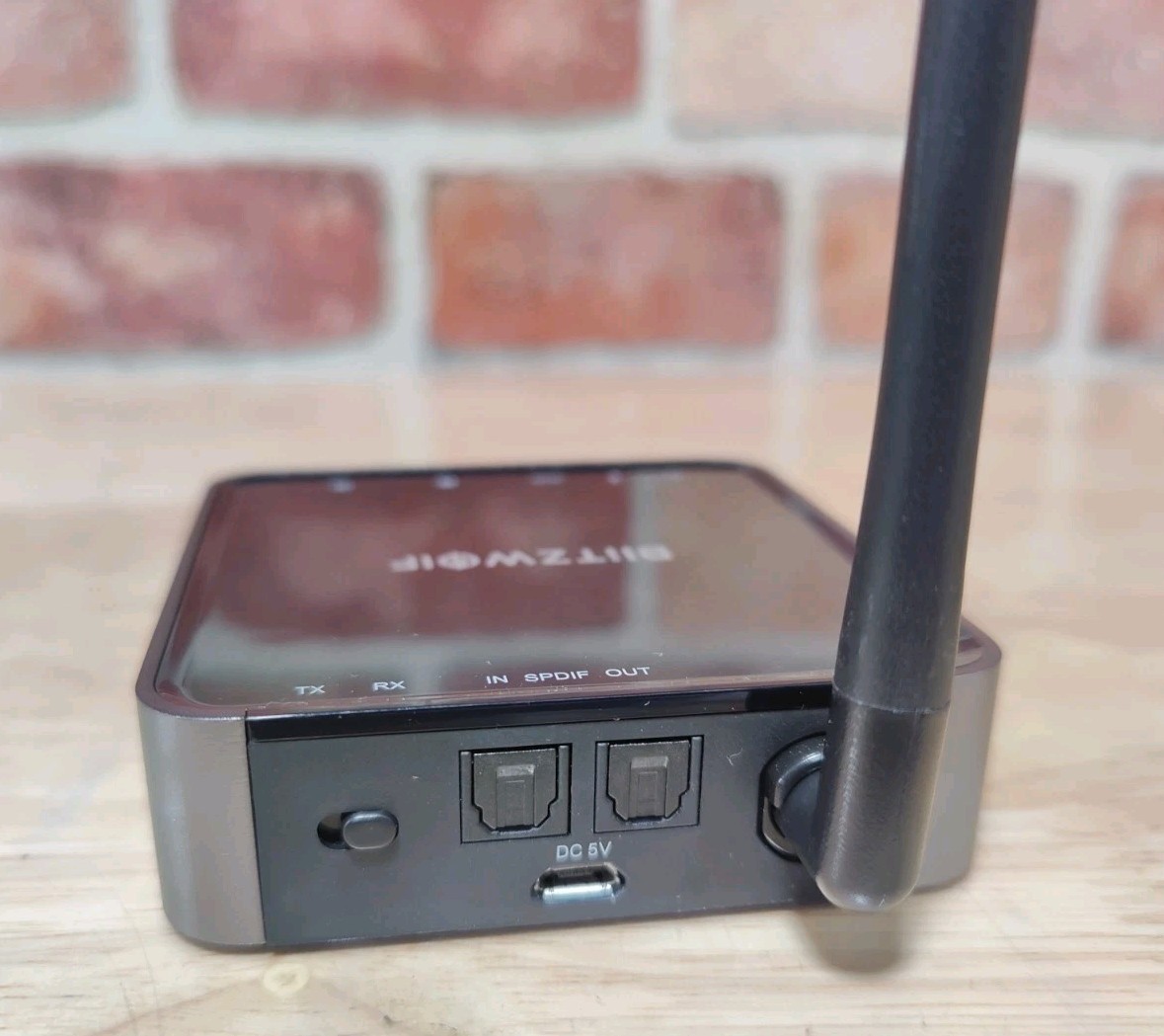 BliTZWOIF Bluetooth Transmitter Receiver