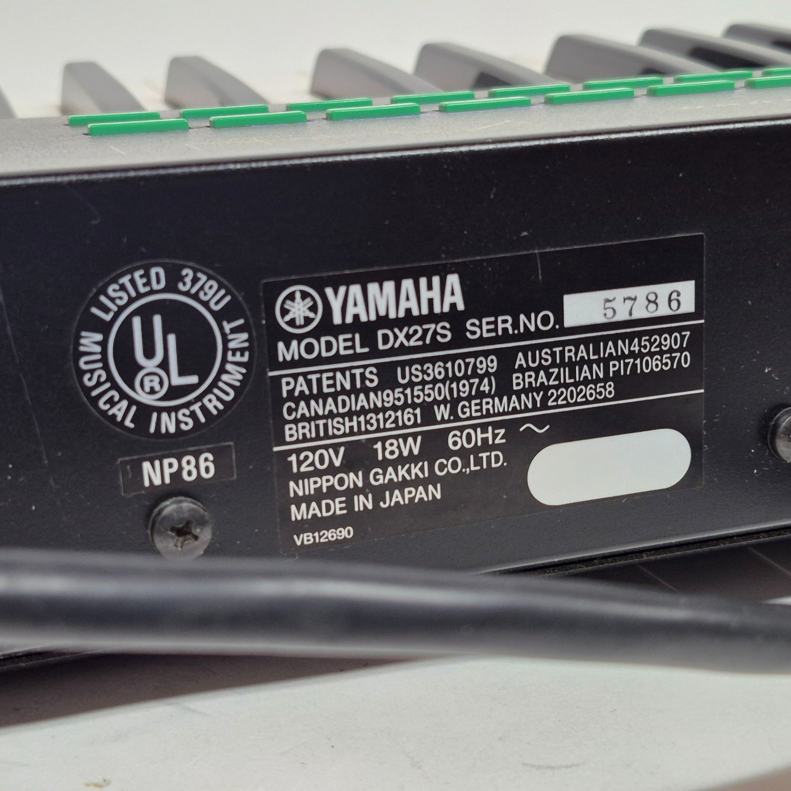 Yamaha DX27S FM Digital Programable Algorithm 61 Key Synthesizer Vtg 80's Japan