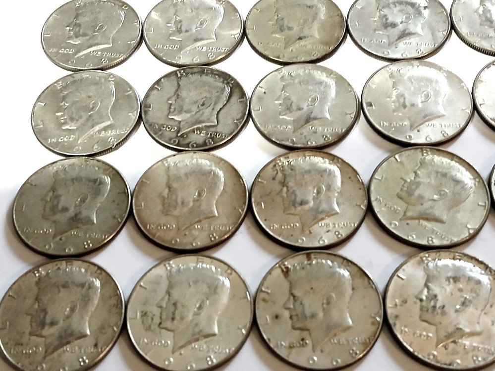 1968 D Kennedy Half Dollar - 20 Each -40% Silver - Average Circulated - 1 Roll