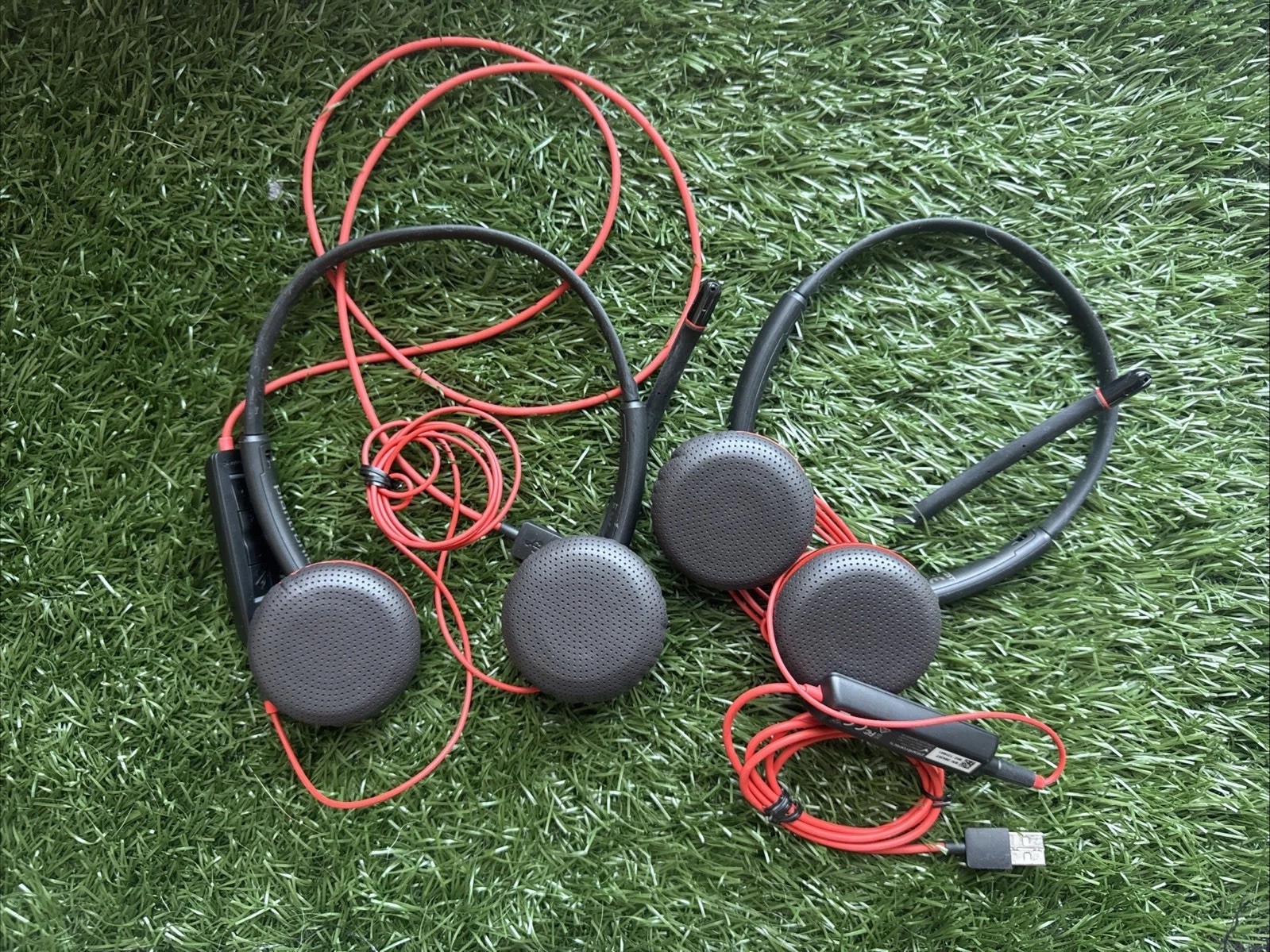 2 Plantronics C3225T Wired Headsets & 1 Zipper Case