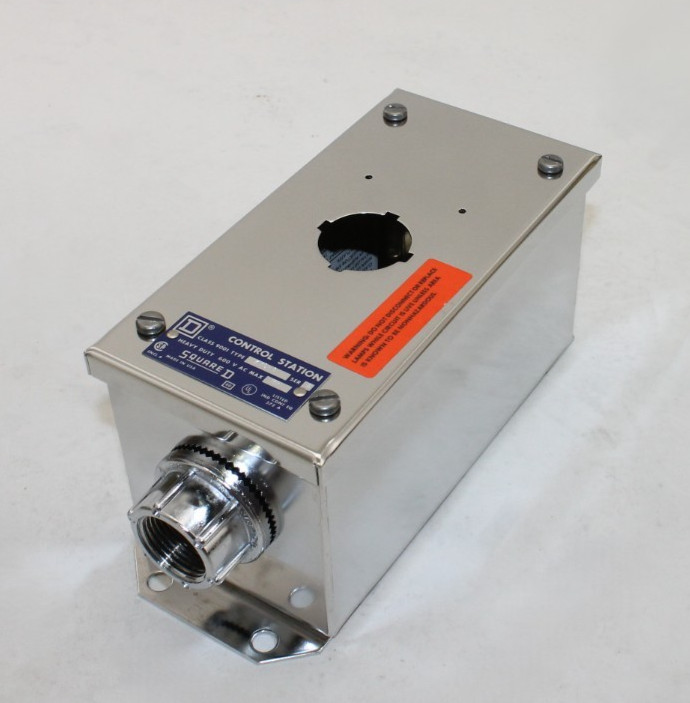 NIB Square D 9001 KYC-1 Pushbutton Enclosure