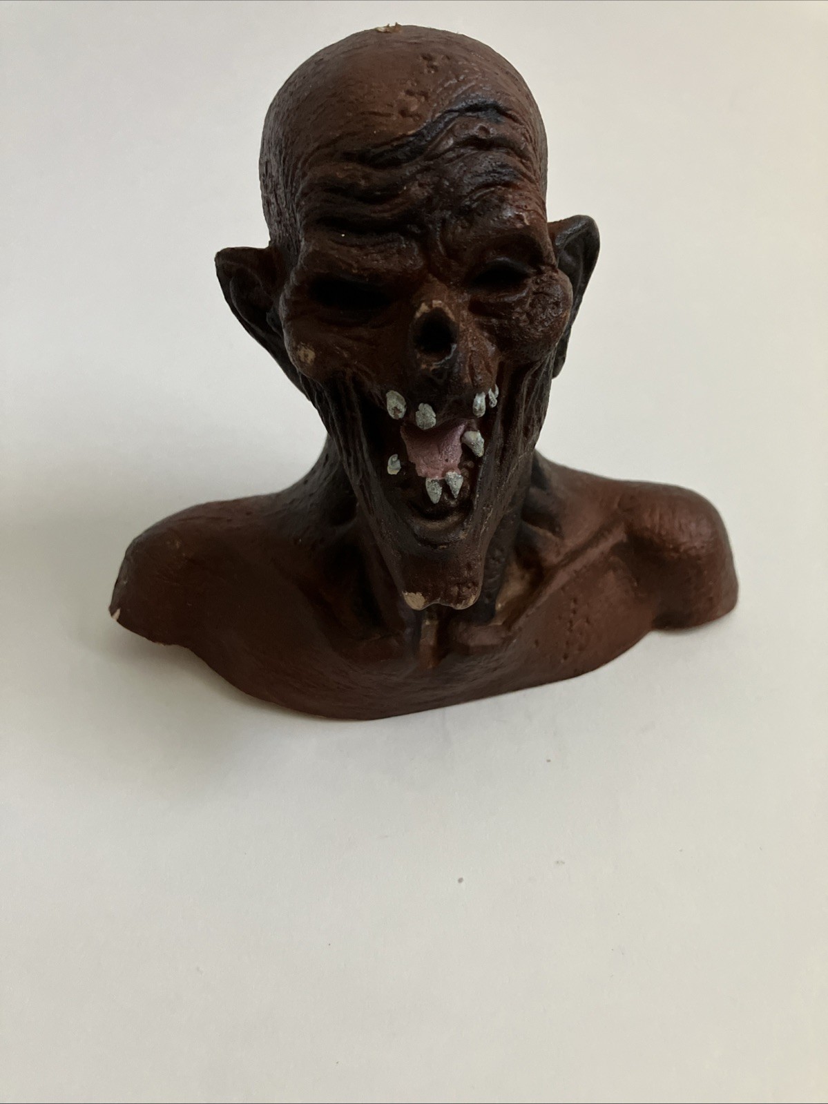 1999  Monster Ghoul Prop Halloween Scary Horror Decor