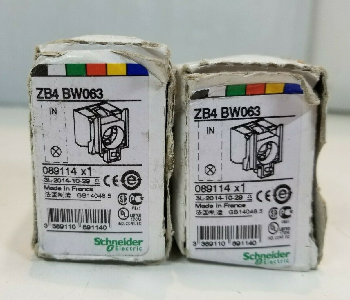 Lot of 2: Schneider Electric Harmony -  ZB4 BW063