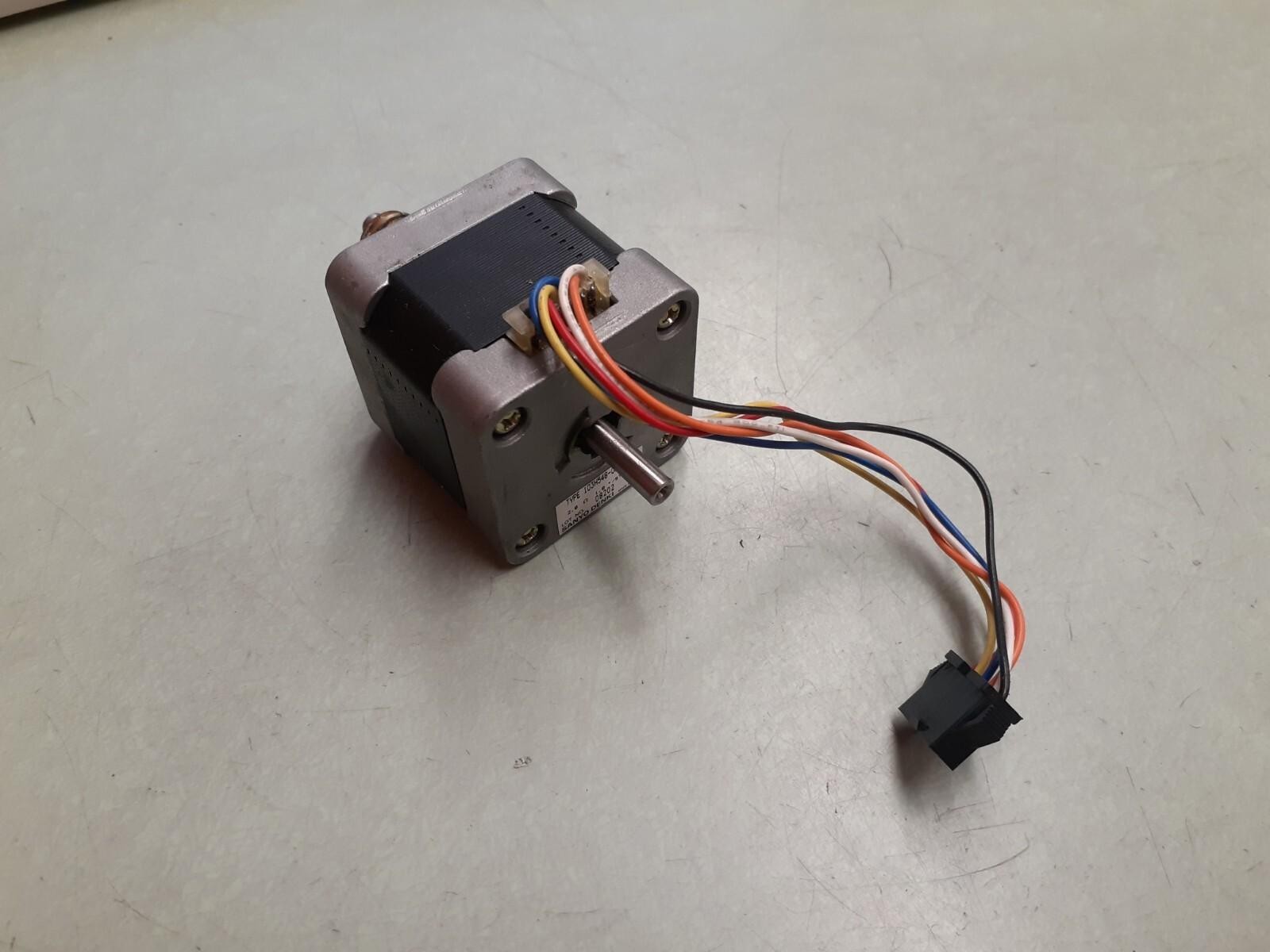 Sanyo 103H548-0811 Stepper Motor 08202