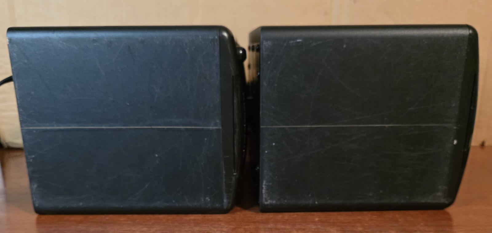 M-AUDIO AV 40 TESTED & WORKING