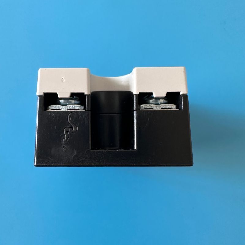 1PCS For Carlo Gavazzi RM1A23D50 Solid State Relay 3-32V Single Phase 50A 230V