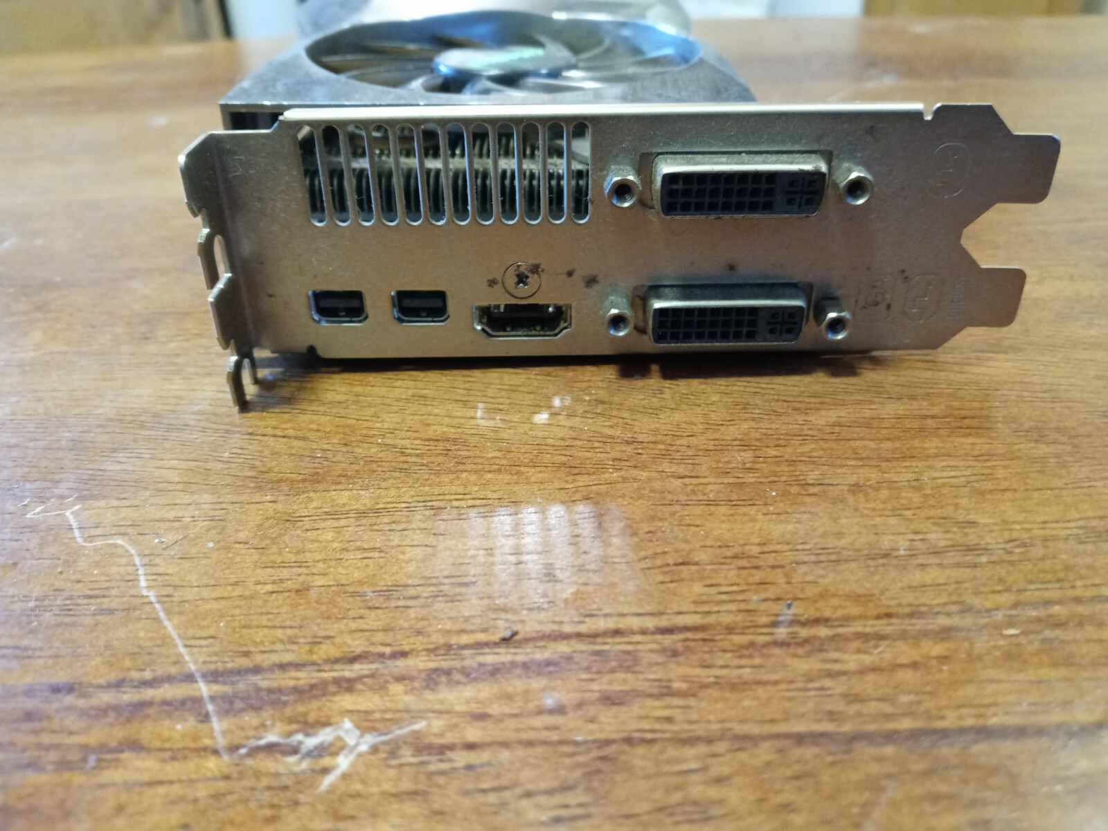 Gigabyte 6870v-card