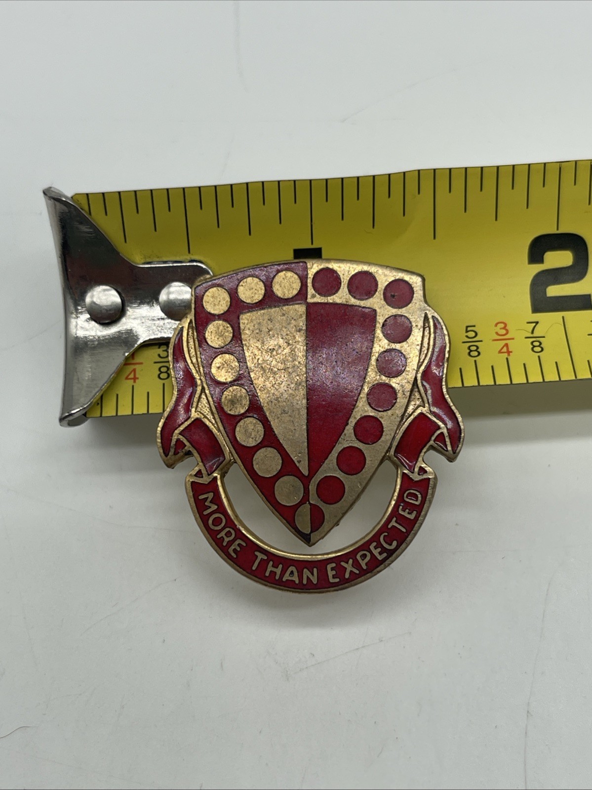 U.S. Military 19th Maintenance Battalion DI DUI Crest Pin Clutch More Than Expec