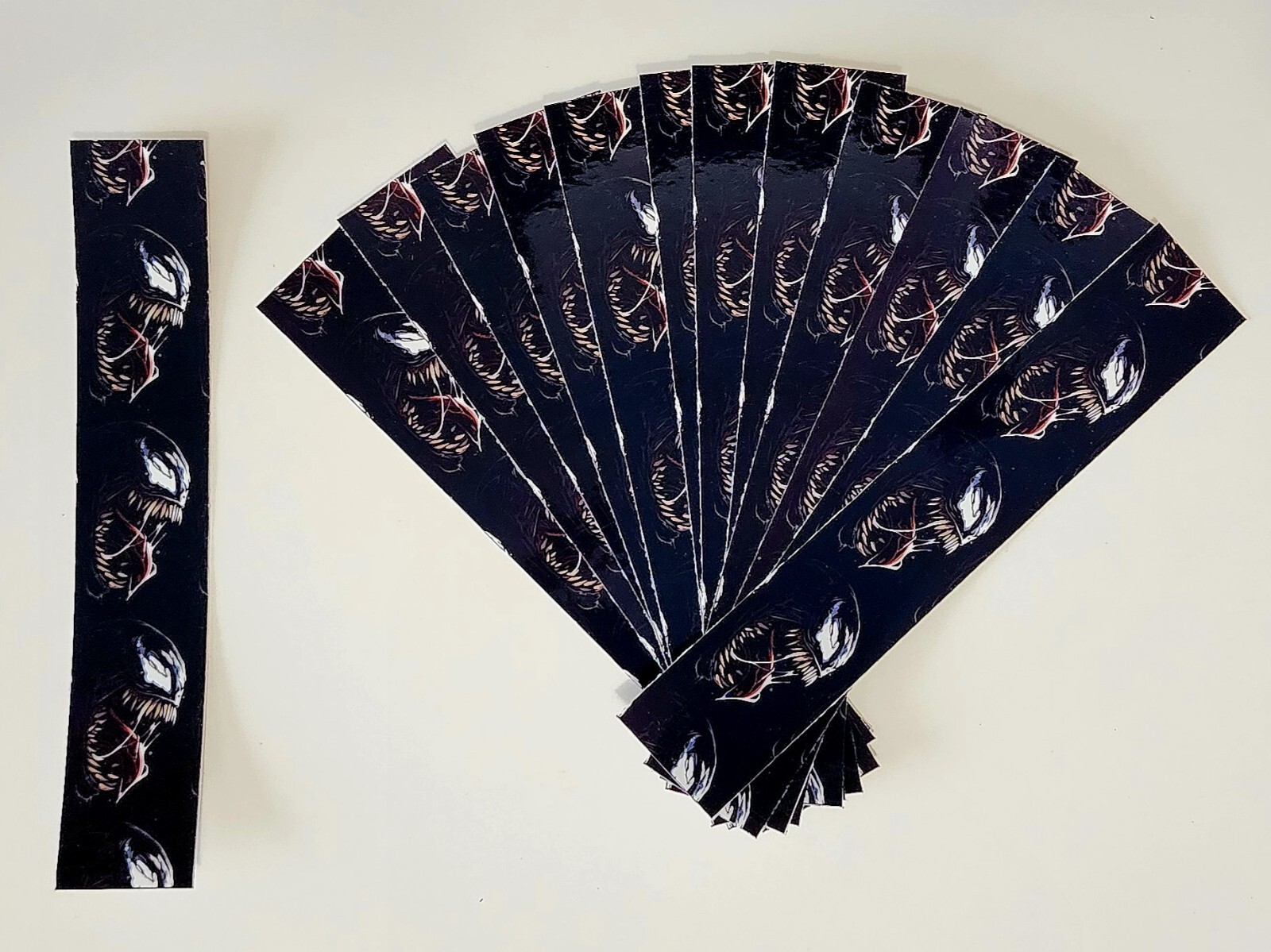 1 Dozen Custom Arrow Wraps - Venom Design 1X6 INCHES