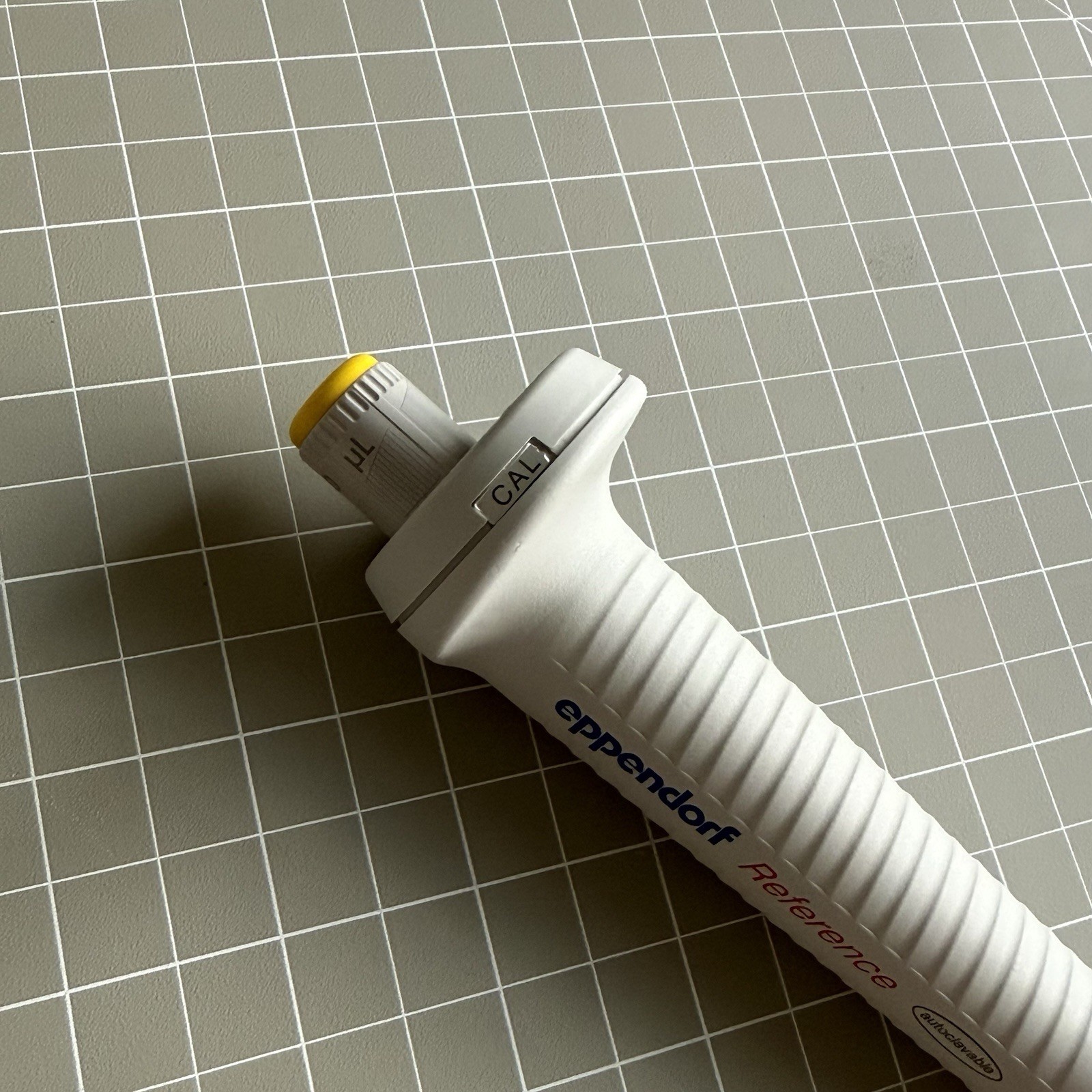 Eppendorf Reference 200µL Adjustable Single Channel Pipette PhysioCare Germany