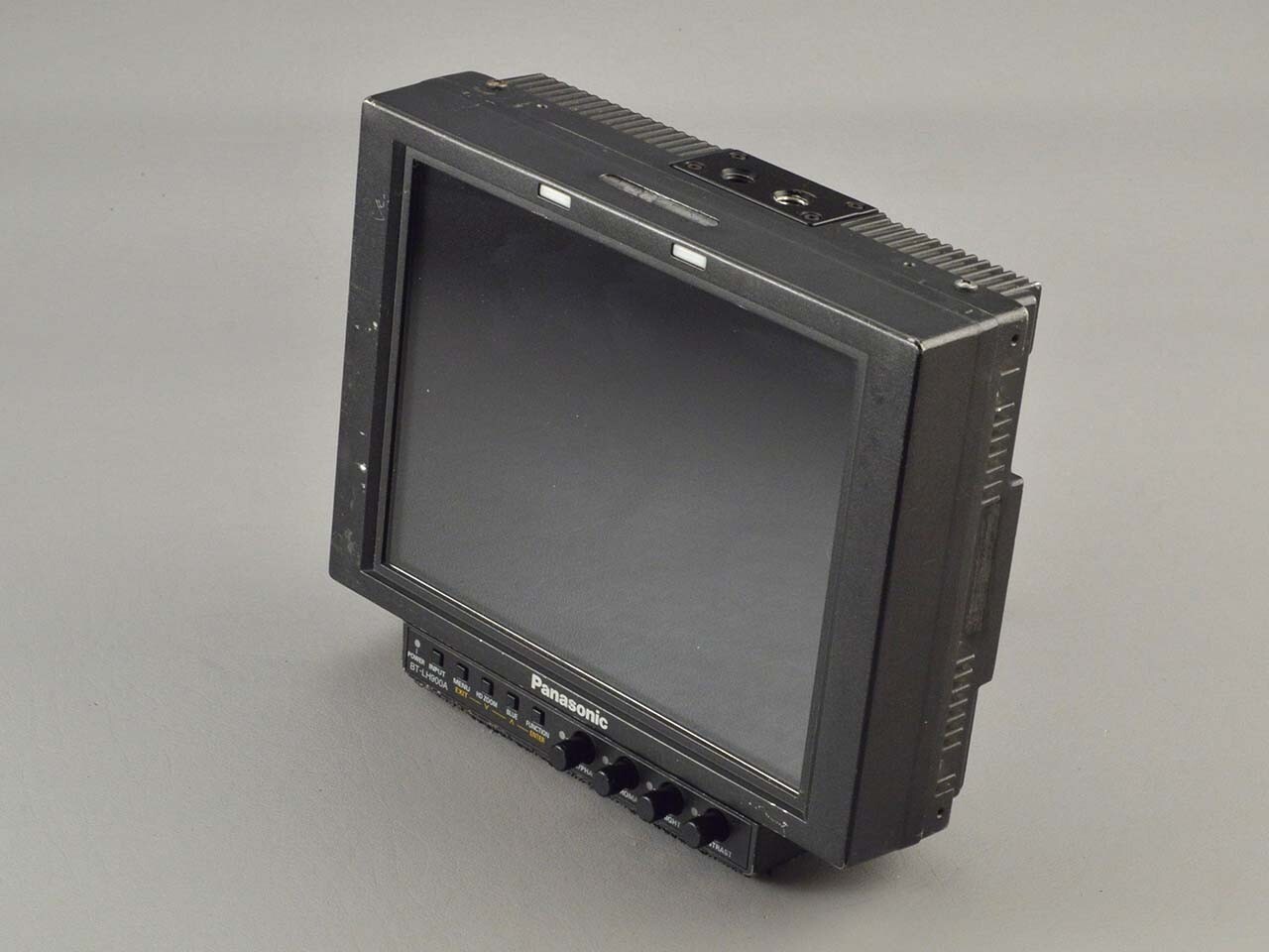 Panasonic BT-LH900AP 8.4" LCD Monitor w/ V-Mount Battery Plate *PARTS UNIT*