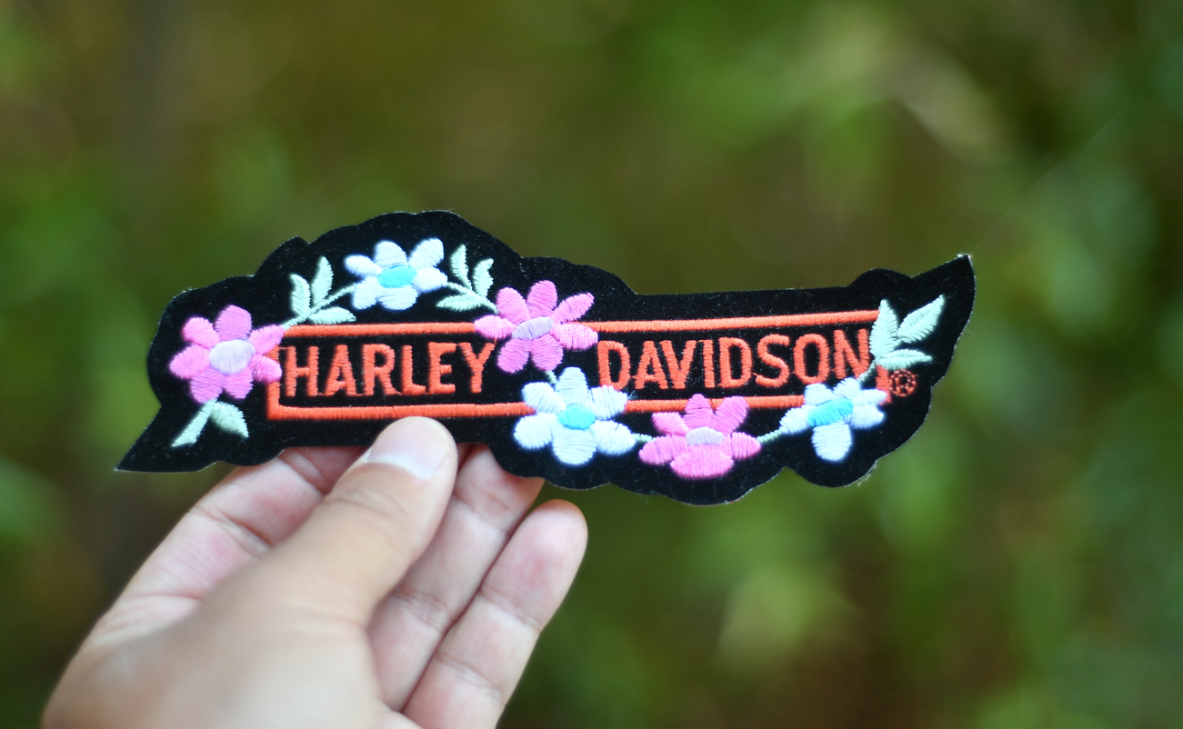 Harley Davidson Patch Sew or Iron Cycles moto Lady