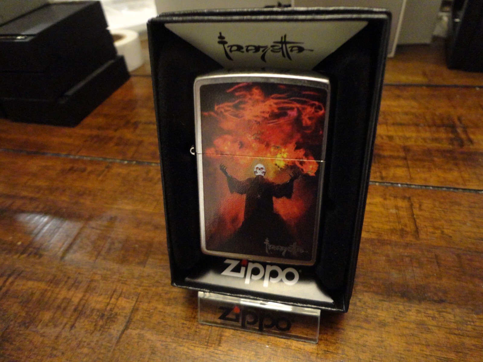 FRANK FRAZETTA SKULL KING FANTASY ART ZIPPO LIGHTER MINT IN BOX