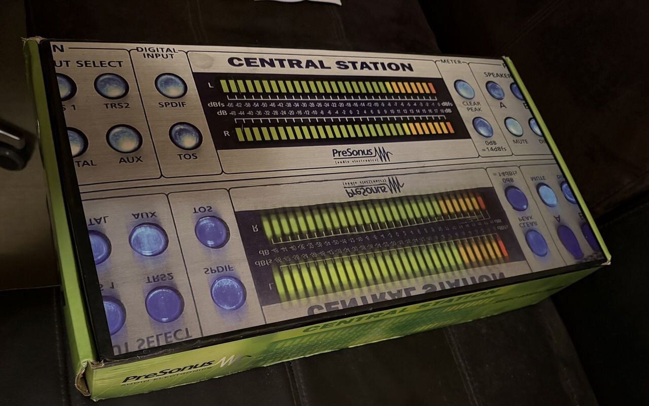 PreSonus Central Station Plus Rackmount Monitor Controller with Remote