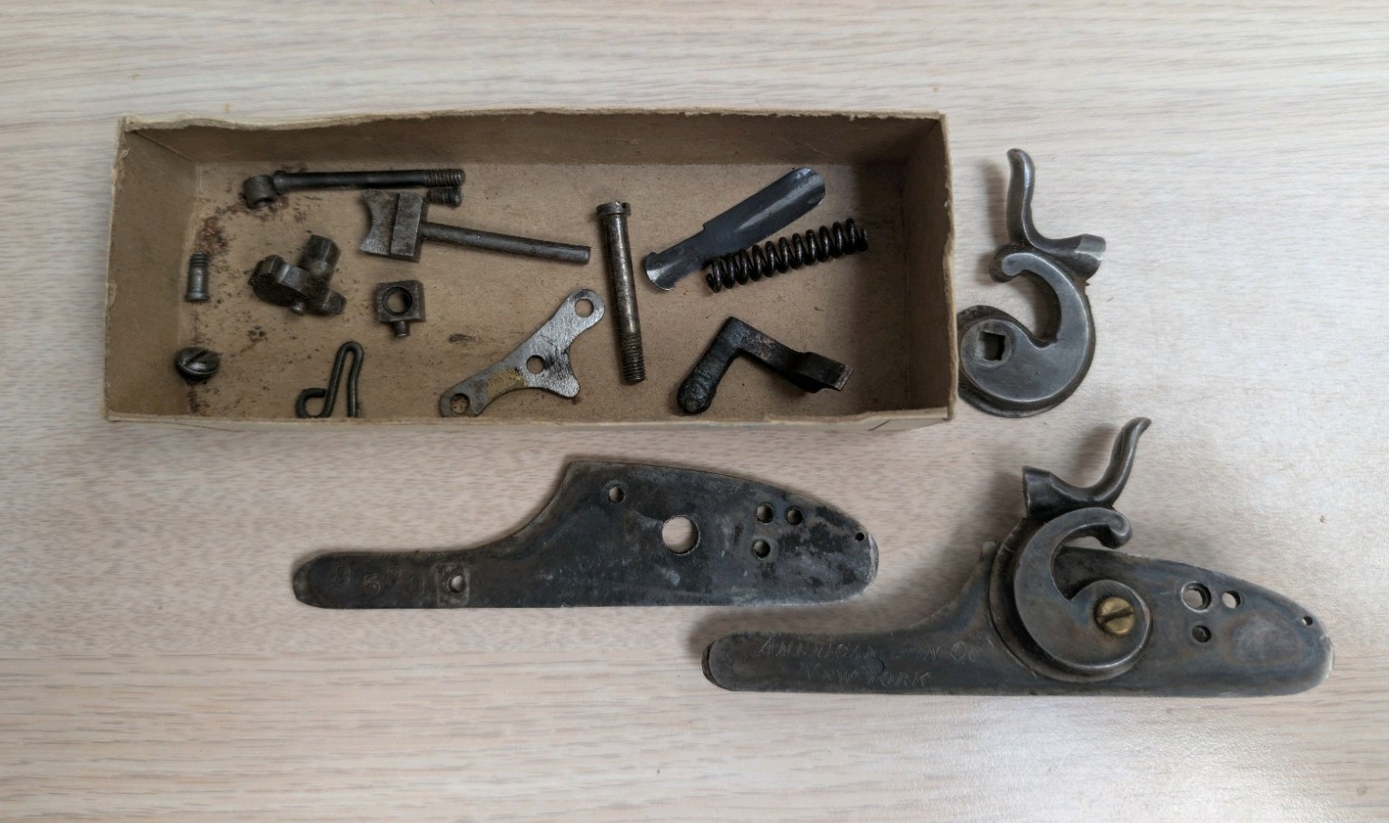 VINTAGE American Gun Co ~ Hammer Assembly Matching RH/LH Set ~ PARTS
