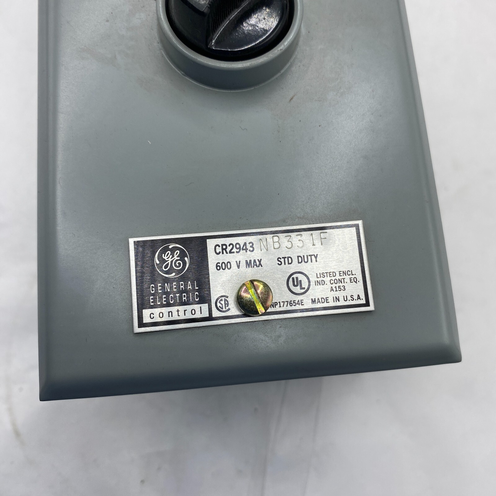 GENERAL ELECTRIC GE CR2943NB331F SELECTOR SWITCH CONTROL CR2643 600V 🎯