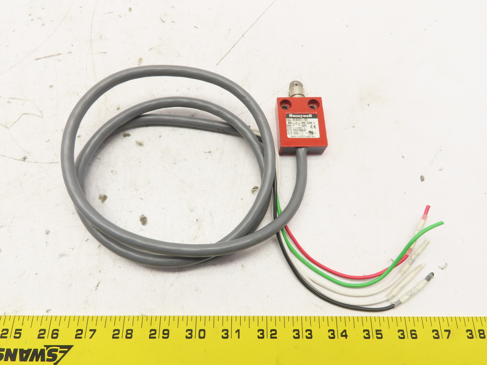 Honeywell 924CE2-S9 Micro Limit Switch