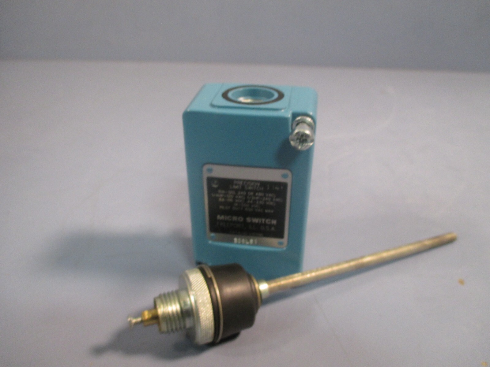 Honeywell Micro Switch Limit Switch, Wobble Stick 120-480v-ac 115-550v-dc 208LS1