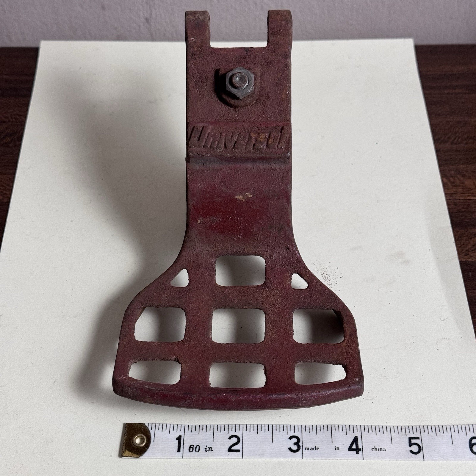 Vtg Universal 135190 Push Paddle Livestock Farm Horse Cow Water Bowl Waterer