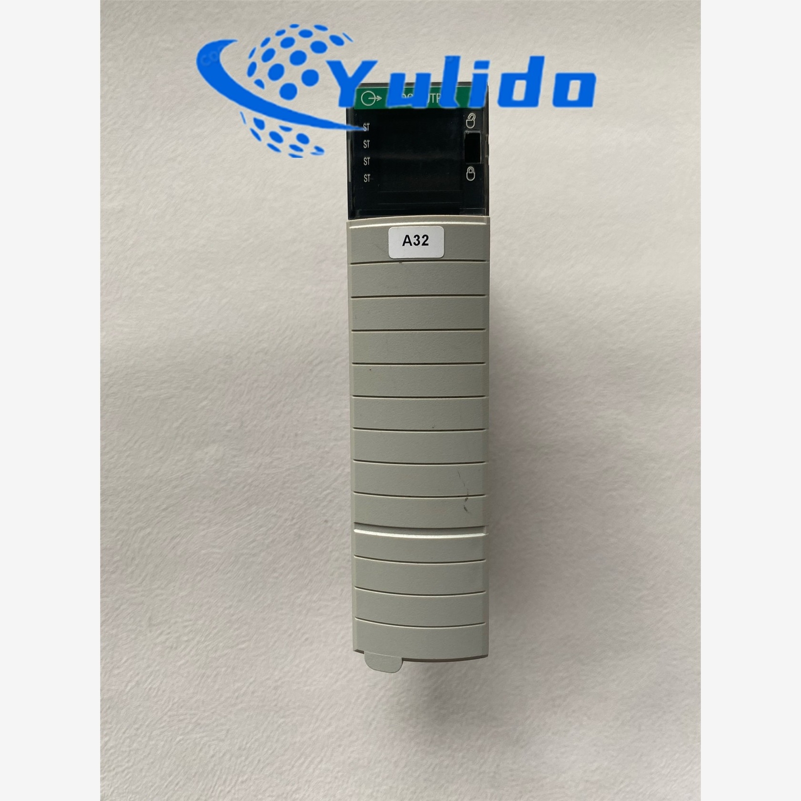 AB  Module 1756-OB32/A, used Free shipping us free tax