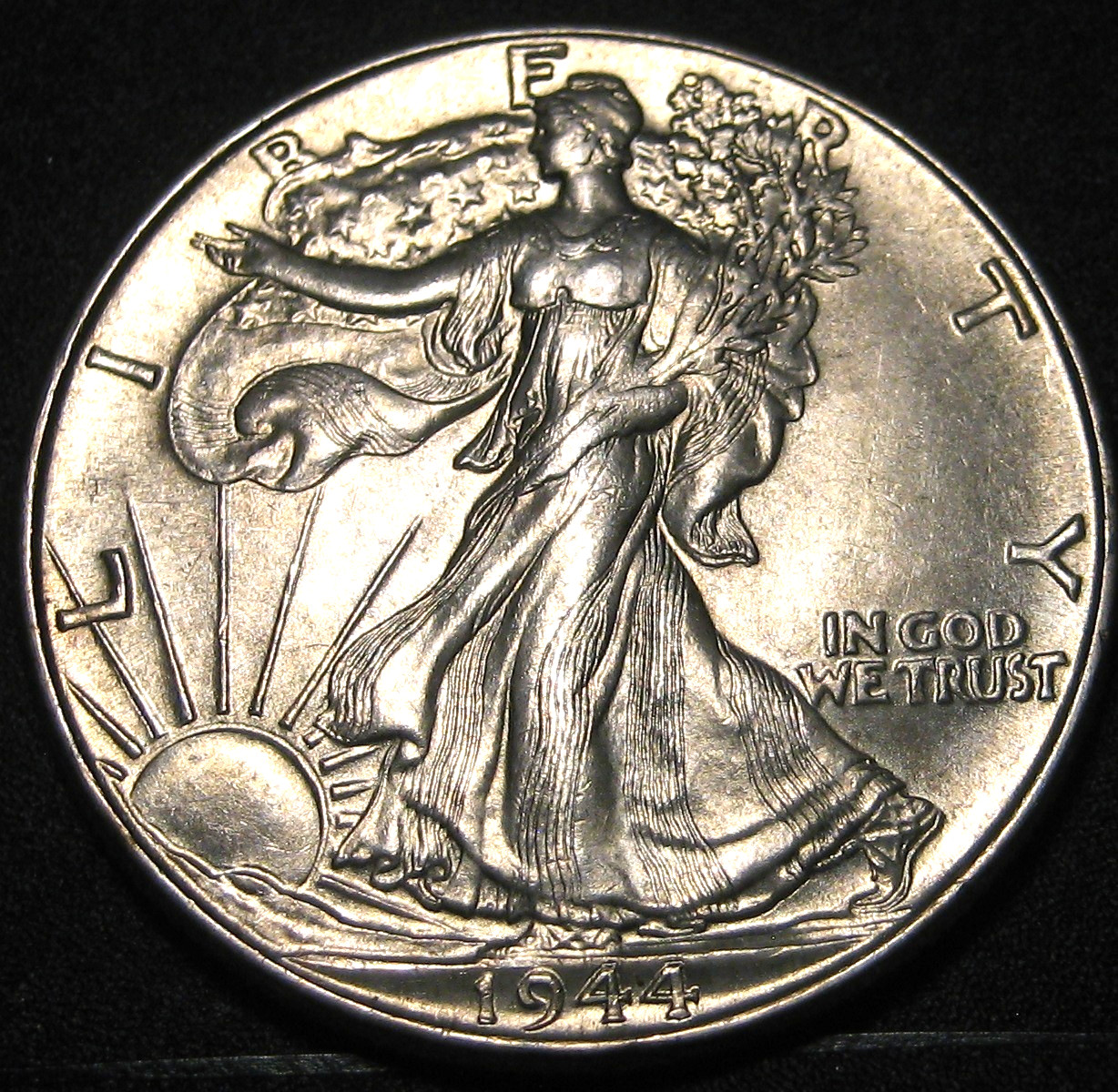 1944-P  BU SILVER LIBERTY WALKING HALF DOLLAR  (k)