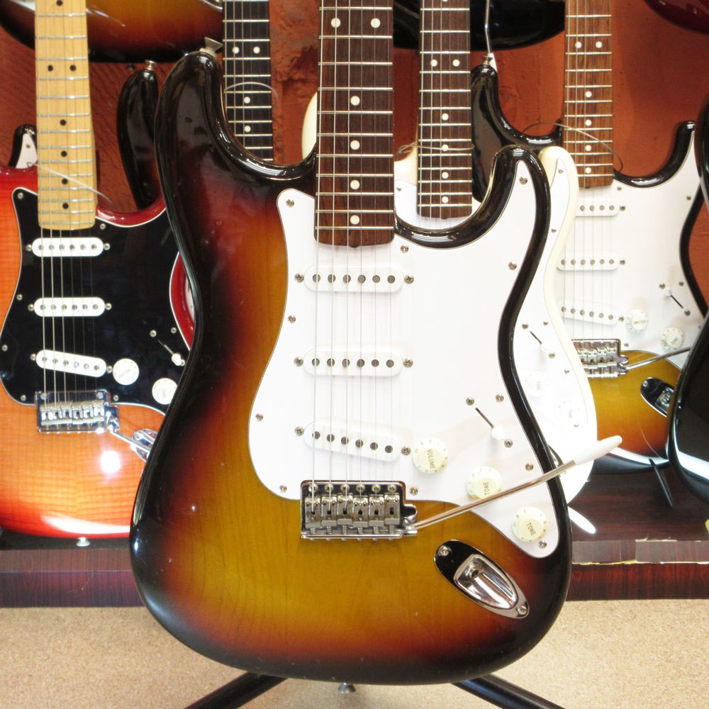 Fender Japan ST62-US Used Electric Guitar 2000