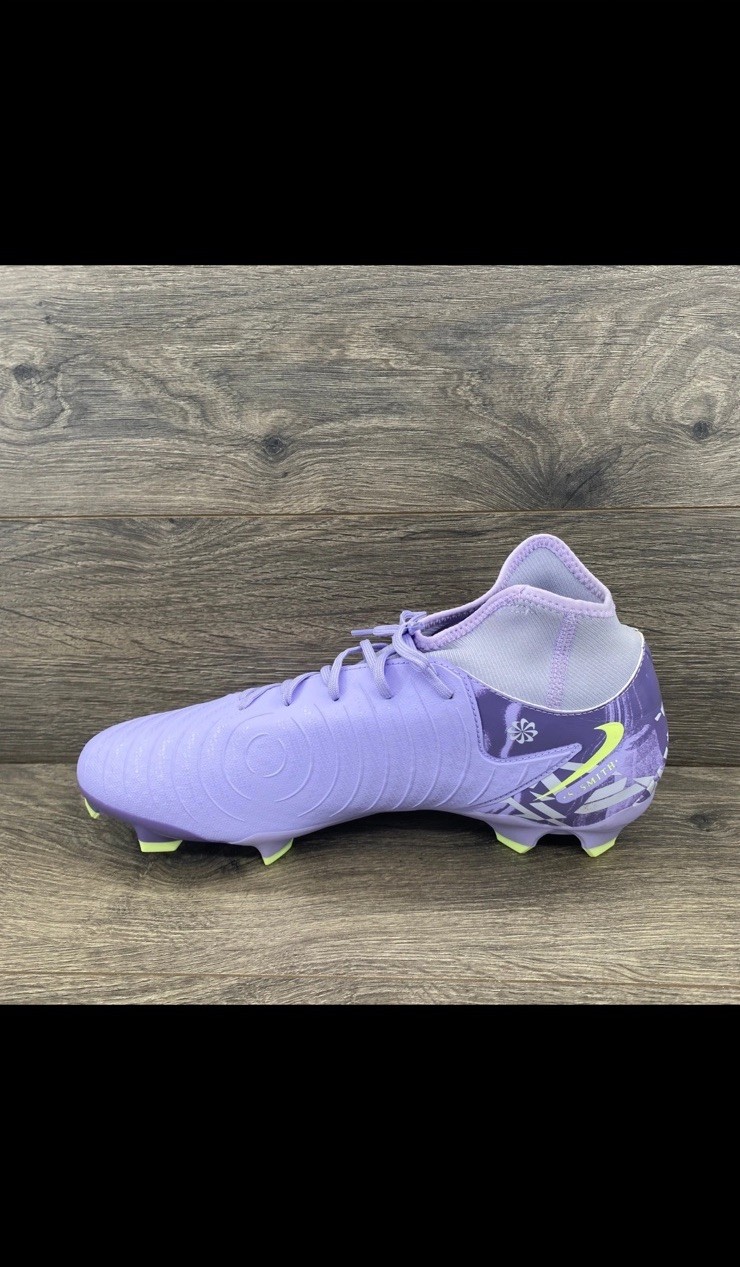 Nike phantom Luna II Academy FG Soccer Cleats Lilac Volt Mens US 13 HF1598-500