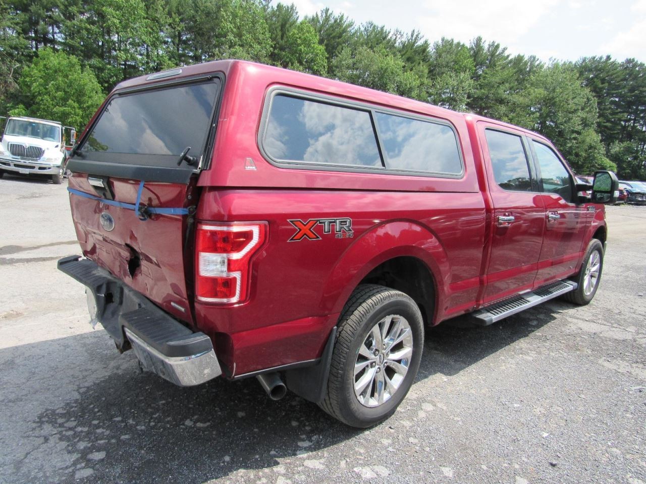 F150 2019 Glove Box 1055087