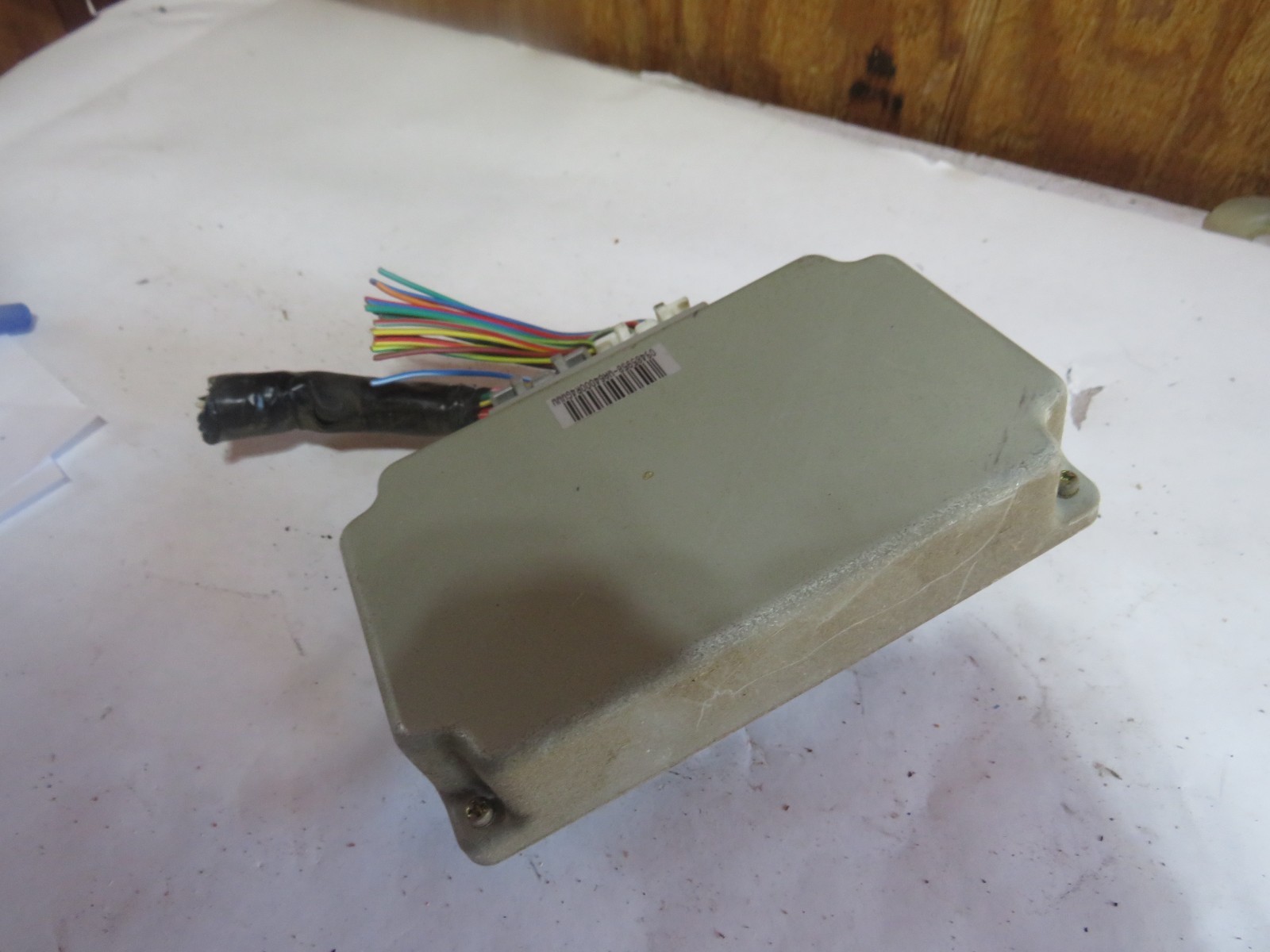2001 01 SUBARU FORESTER TCM TRANSMISSION CONTROL MODULE
