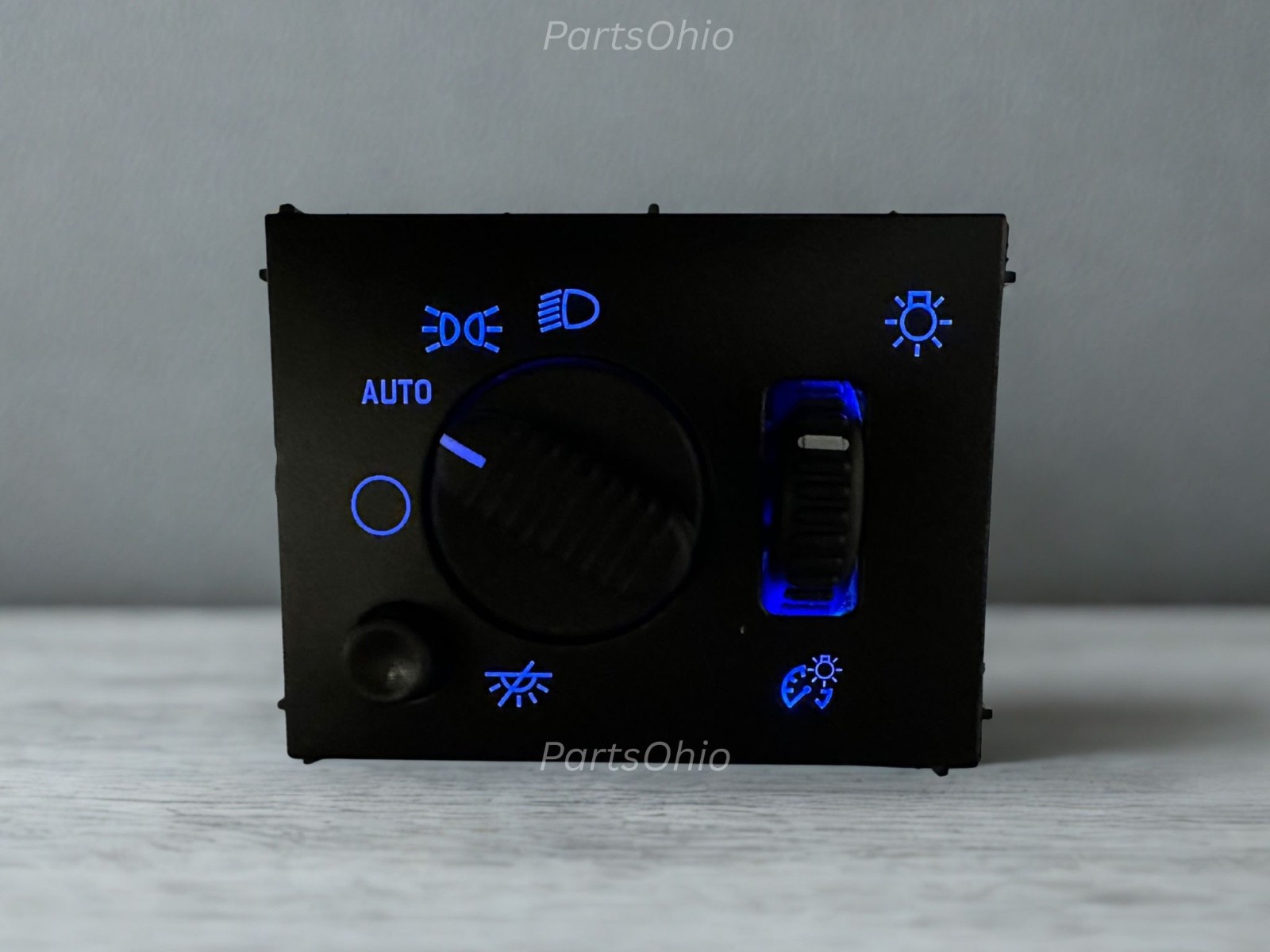 03-06 Headlight Switch Silverado Sierra Blue LED with Custom Dimmer Lighting