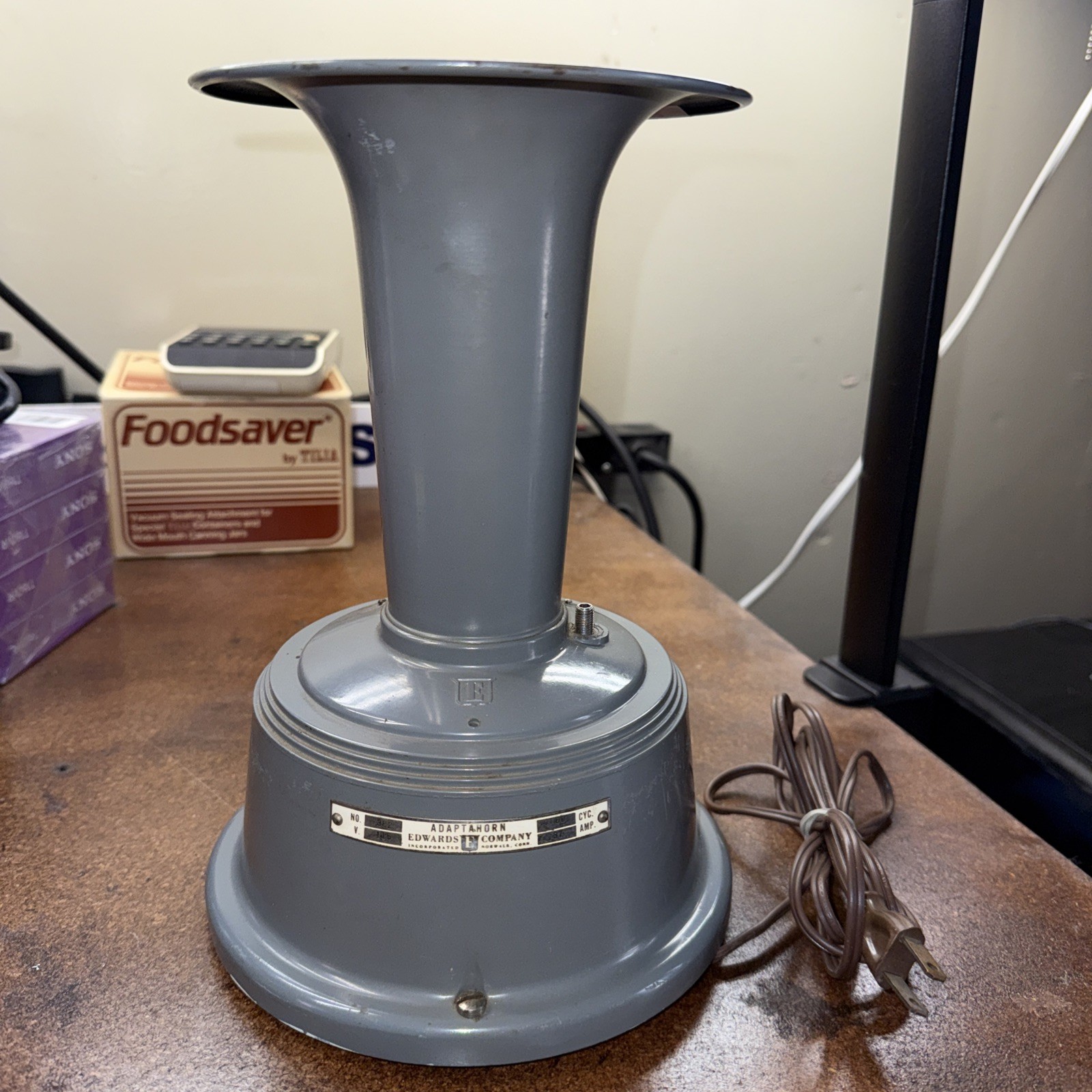 Rare Vintage Edwards Co Adaptahorn No. 382  Warning  Siren 115V Tested