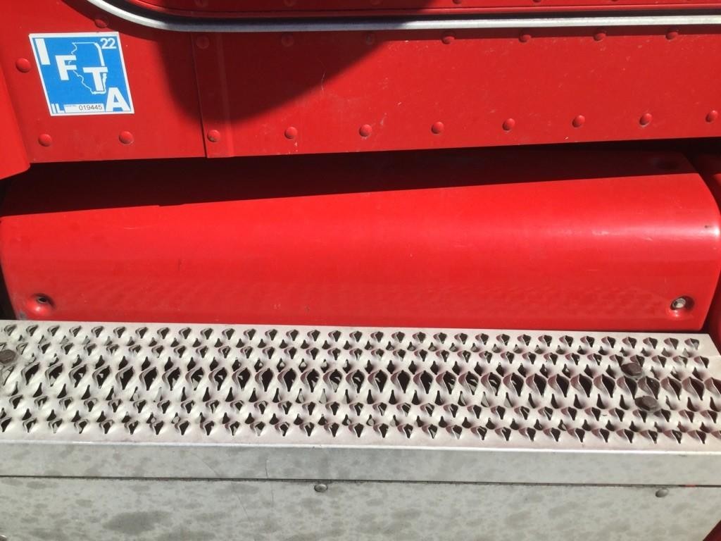 For 2012 PETERBILT 386 BODY PART Right ,  OH