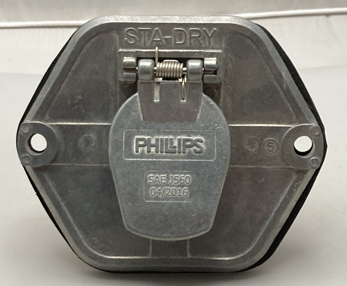 NEW GENUINE PHILLIPS 15-760 7 WAY SOCKET